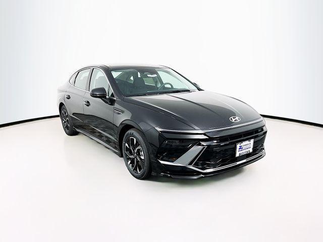 new 2025 Hyundai Sonata car, priced at $28,874