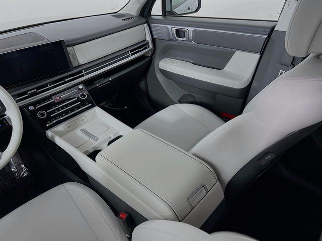 used 2025 Hyundai Santa Fe car, priced at $33,990