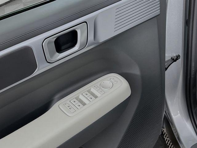 used 2025 Hyundai Santa Fe car, priced at $33,990