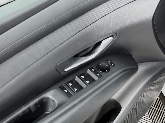 new 2026 Hyundai TUCSON Hybrid car, priced at $32,914