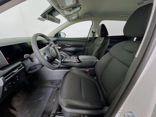 new 2026 Hyundai TUCSON Hybrid car, priced at $32,914