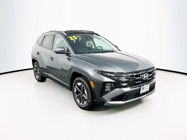new 2025 Hyundai TUCSON Hybrid car, priced at $36,446