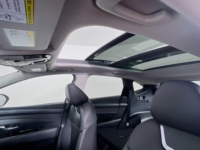 new 2025 Hyundai Tucson car, priced at $37,490
