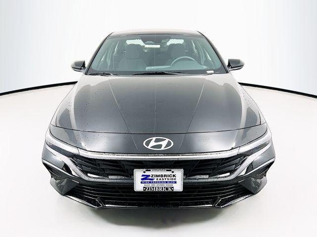 new 2025 Hyundai Elantra car, priced at $28,028