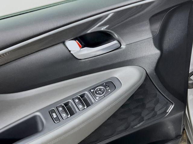 used 2023 Hyundai Santa Fe car, priced at $23,878