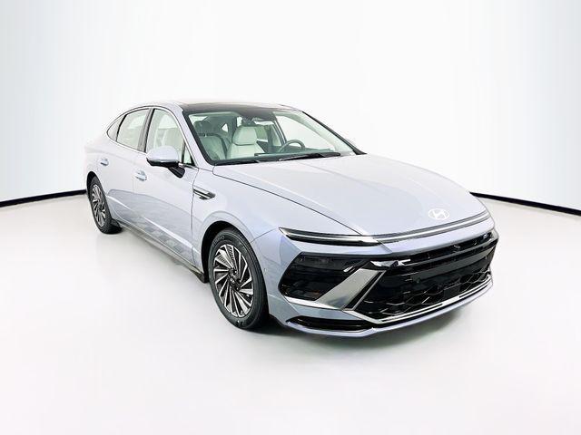 new 2025 Hyundai Sonata Hybrid car, priced at $37,464