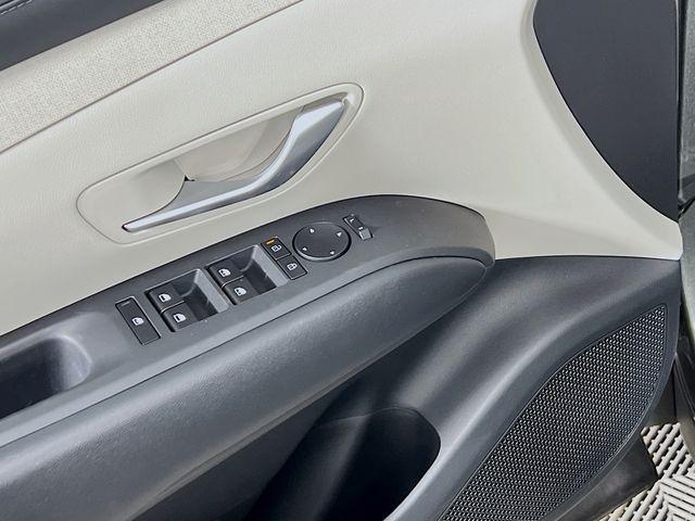 new 2025 Hyundai TUCSON Hybrid car, priced at $34,806