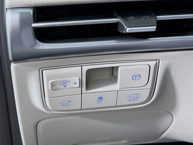 new 2025 Hyundai TUCSON Hybrid car, priced at $34,806