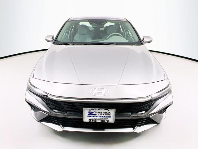 new 2025 Hyundai Elantra car, priced at $22,660