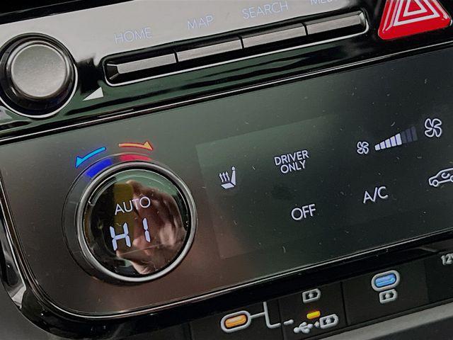 new 2025 Hyundai TUCSON Hybrid car, priced at $35,461