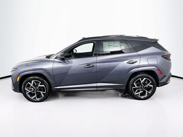 new 2025 Hyundai TUCSON Hybrid car, priced at $35,461
