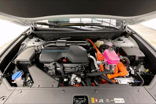 new 2025 Hyundai TUCSON Hybrid car, priced at $39,660