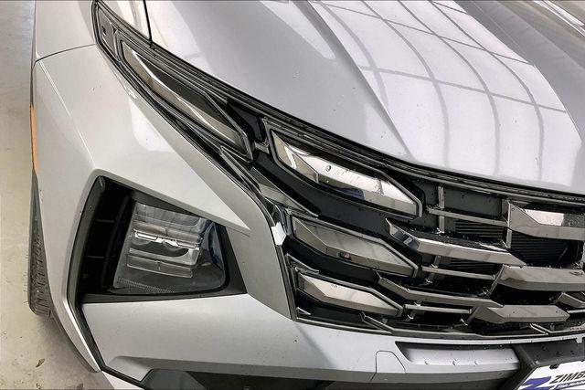 new 2025 Hyundai TUCSON Hybrid car, priced at $39,660