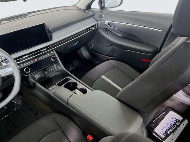 new 2025 Hyundai Sonata car, priced at $27,500