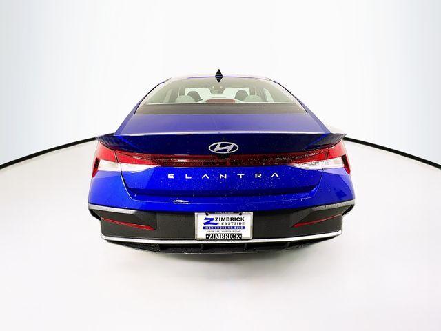 new 2024 Hyundai Elantra car, priced at $23,071