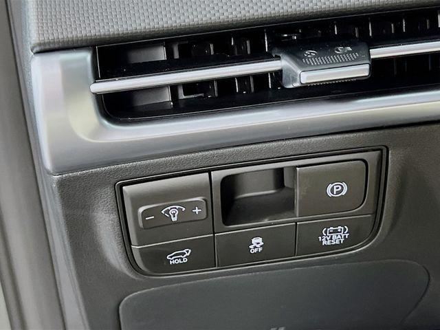 new 2026 Hyundai TUCSON Hybrid car, priced at $32,199