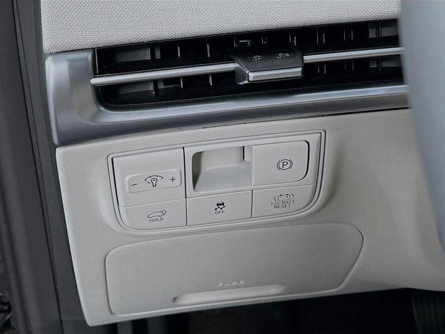 new 2026 Hyundai TUCSON Hybrid car, priced at $40,807