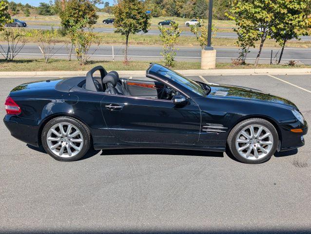 used 2007 Mercedes-Benz SL-Class car, priced at $24,959