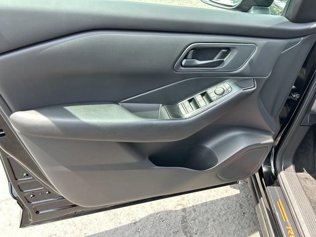 used 2025 Nissan Rogue car, priced at $29,995