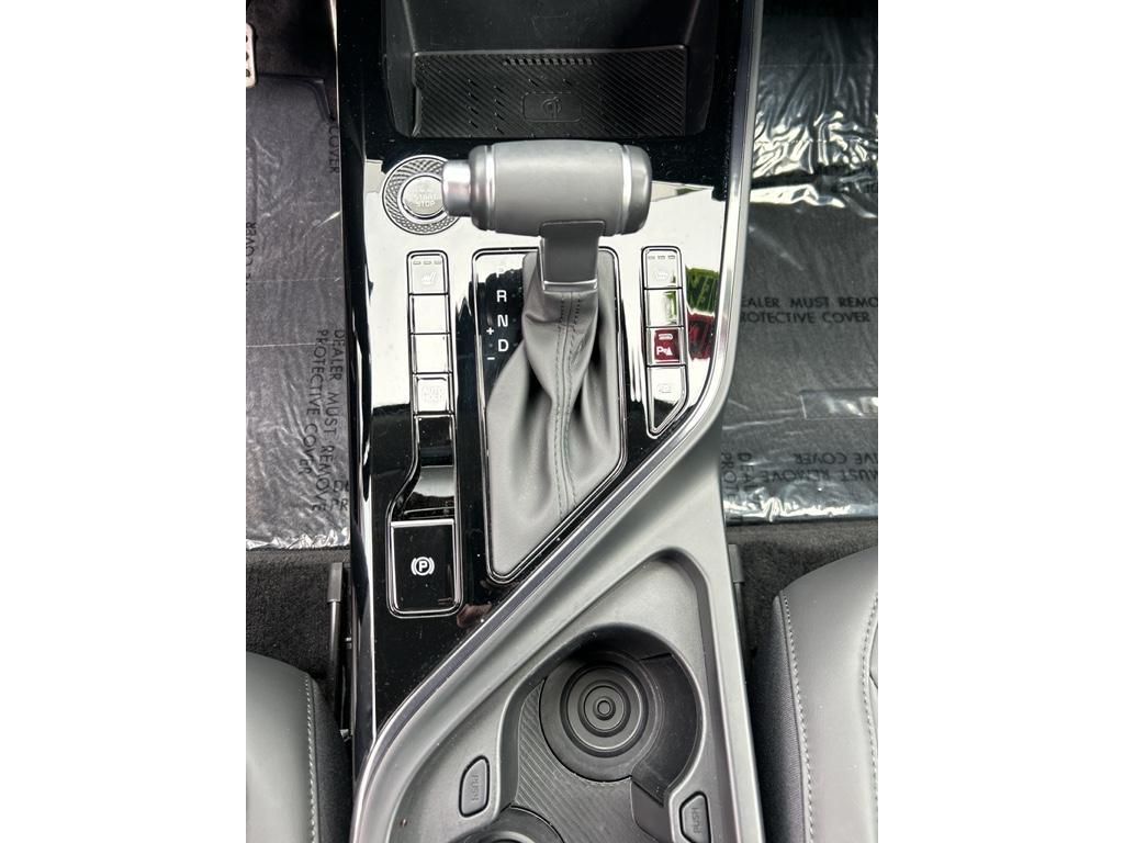 used 2024 Kia Niro car, priced at $29,995