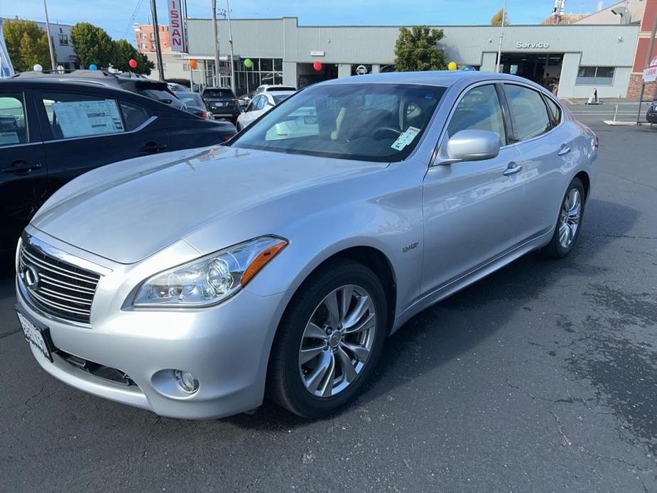 used 2013 INFINITI M35h car, priced at $17,995