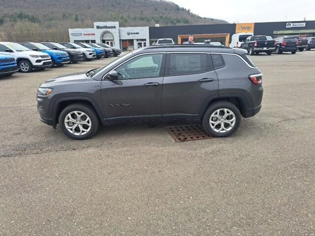 new 2024 Jeep Compass car, priced at $37,499