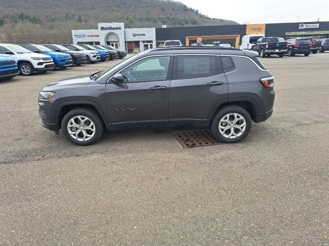 new 2024 Jeep Compass car, priced at $36,999