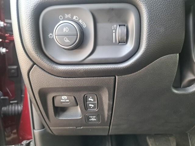 new 2025 Ram 1500 car, priced at $55,054