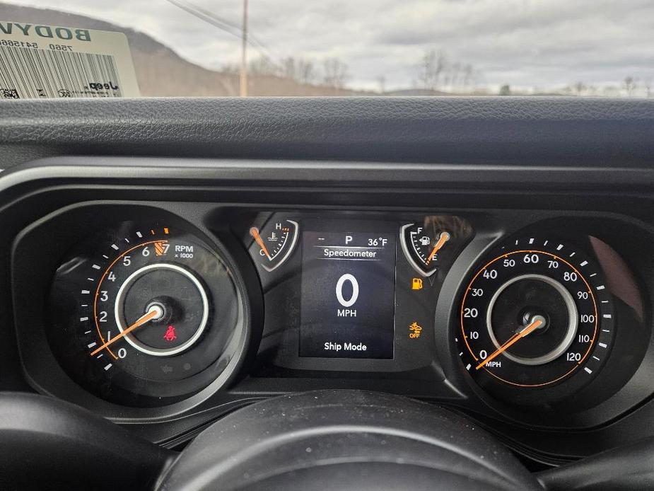 new 2024 Jeep Gladiator car, priced at $47,982