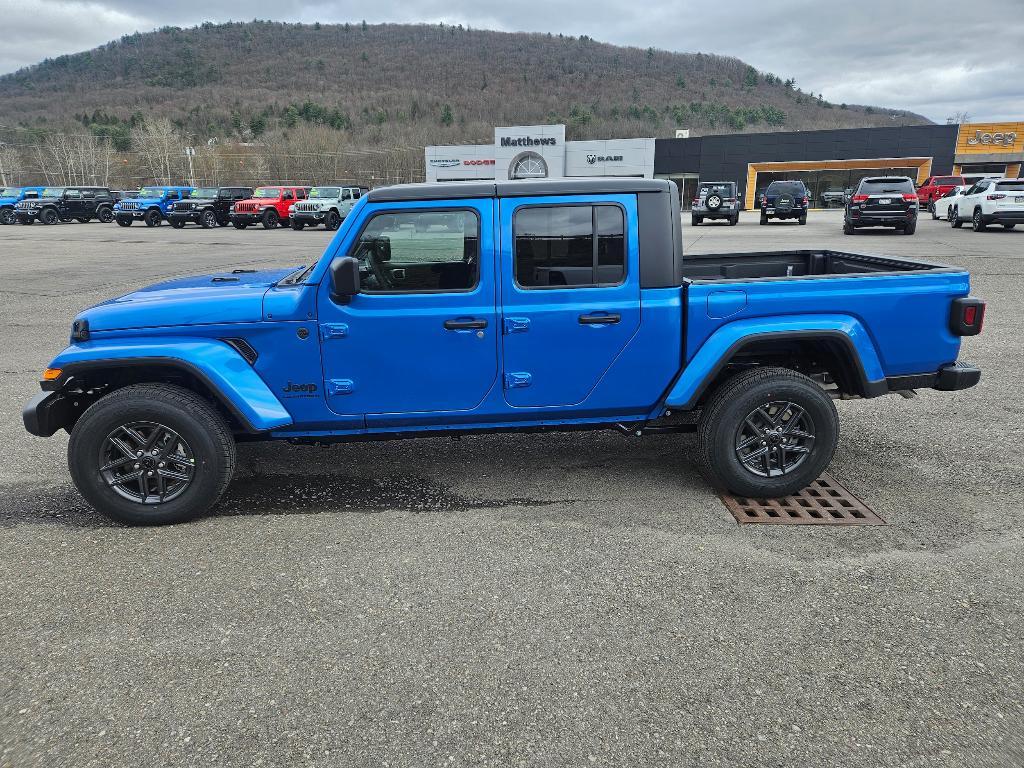 new 2024 Jeep Gladiator car, priced at $47,982