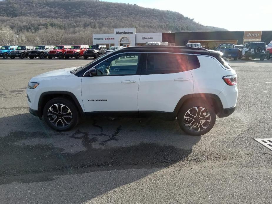 new 2024 Jeep Compass car, priced at $34,999