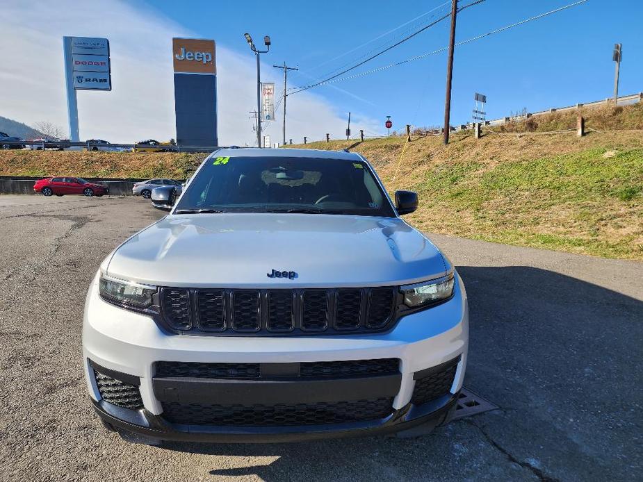 new 2024 Jeep Grand Cherokee L car, priced at $48,999