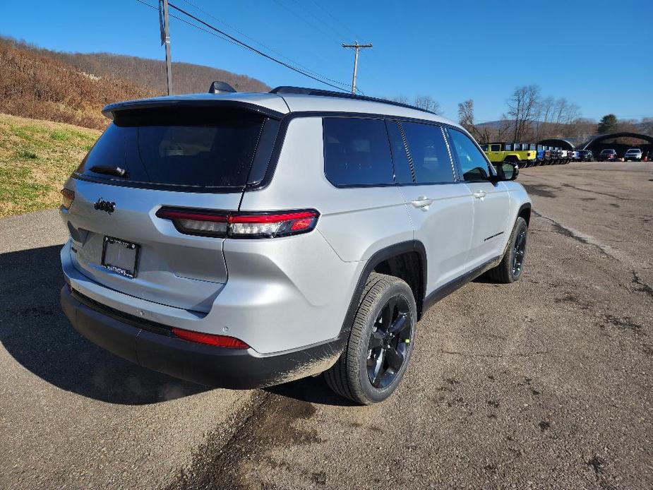 new 2024 Jeep Grand Cherokee L car, priced at $48,999