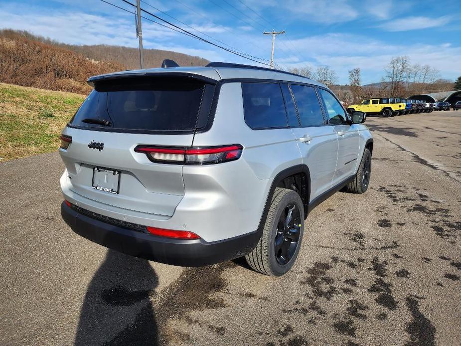 new 2024 Jeep Grand Cherokee L car, priced at $47,999