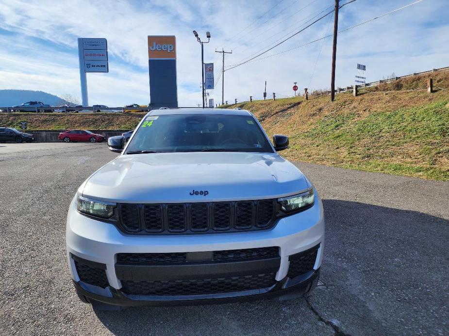 new 2024 Jeep Grand Cherokee L car, priced at $47,999