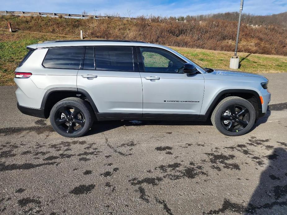 new 2024 Jeep Grand Cherokee L car, priced at $47,999