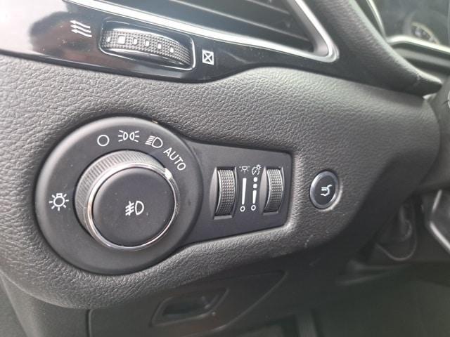 used 2023 Jeep Cherokee car, priced at $22,770