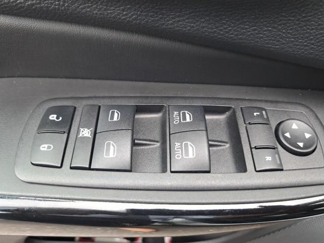 used 2023 Jeep Cherokee car, priced at $22,770