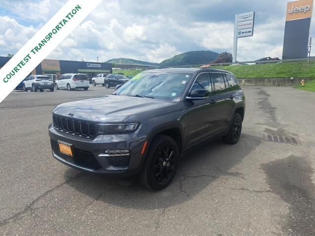 used 2023 Jeep Grand Cherokee car, priced at $36,490