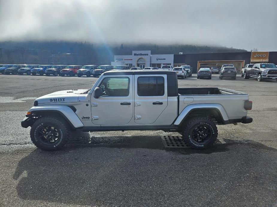 new 2024 Jeep Gladiator car, priced at $51,422