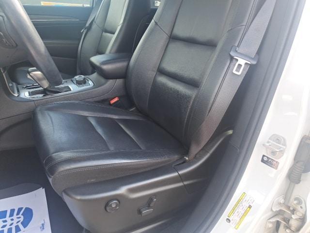 used 2022 Jeep Grand Cherokee WK car, priced at $29,990