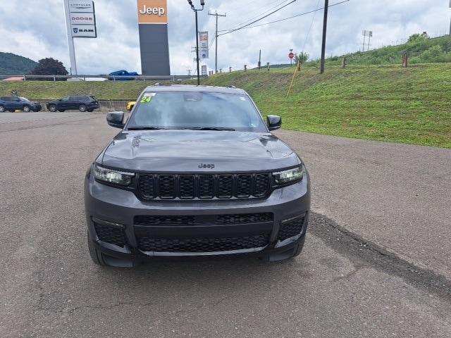 new 2024 Jeep Grand Cherokee L car, priced at $54,999