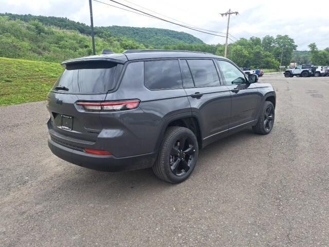 new 2024 Jeep Grand Cherokee L car, priced at $54,999