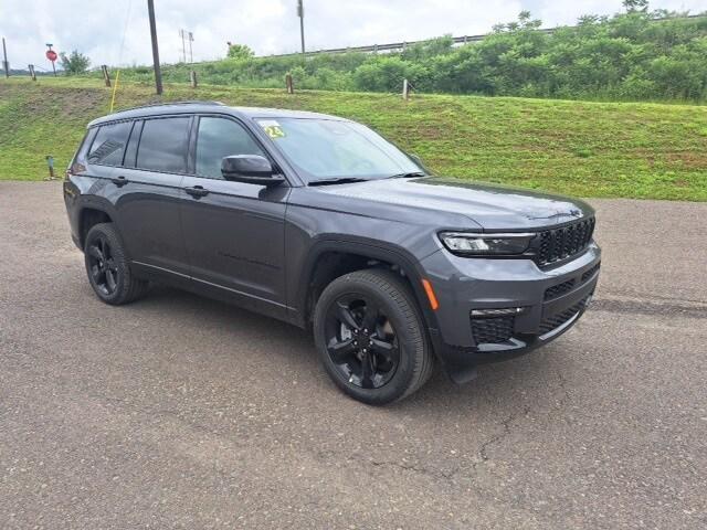 new 2024 Jeep Grand Cherokee L car, priced at $54,999