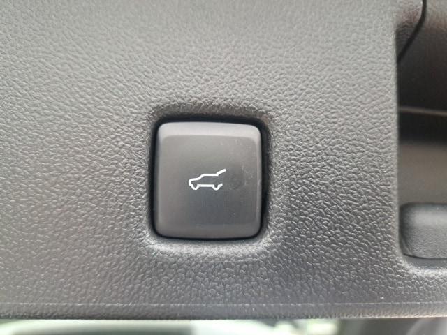 used 2022 Ford Escape car, priced at $24,990