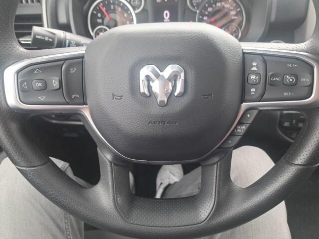 new 2025 Ram 1500 car, priced at $52,671