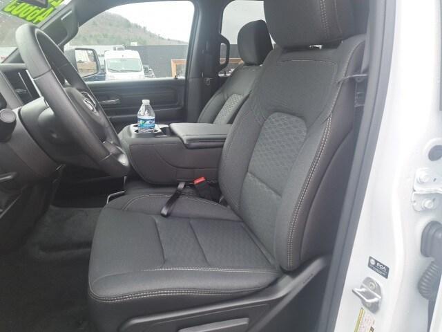 new 2025 Ram 1500 car, priced at $52,671