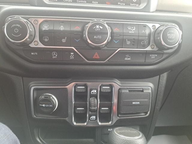 used 2021 Jeep Gladiator car, priced at $32,990