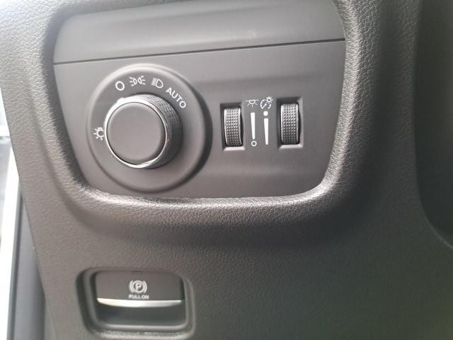 new 2025 Jeep Grand Cherokee L car, priced at $44,482