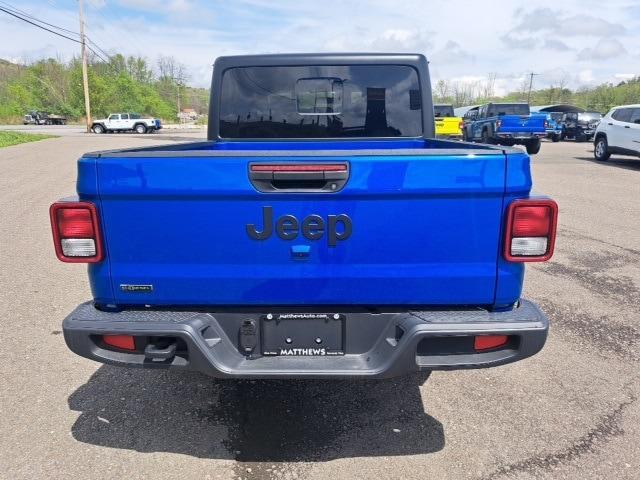 new 2023 Jeep Gladiator car, priced at $47,363